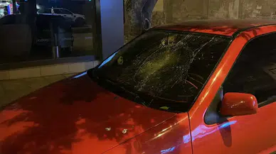 Hatay’da Gece Yarısı Taşlı Saldırı: 6 Araç, 4 İş Yeri Hedefte!